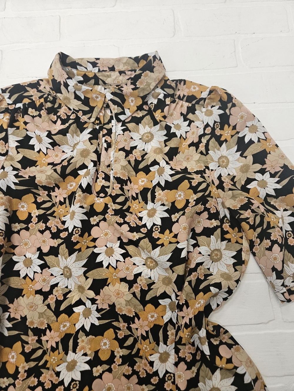 Floral Top With Peter Pan Collar